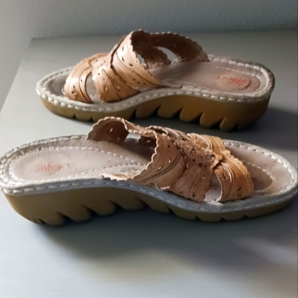 Strictly Comfort sandal - Picture 5 of 8